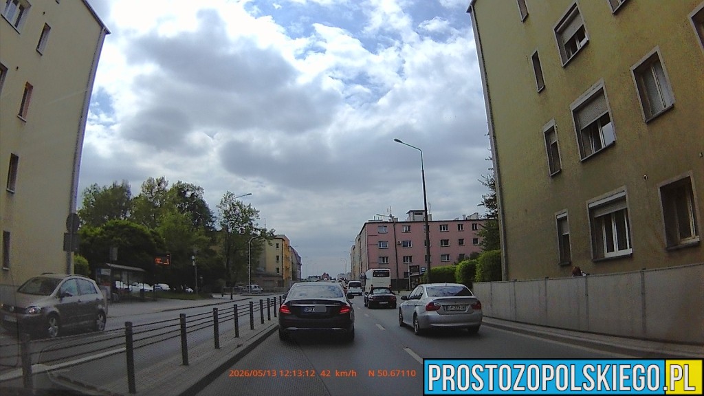 potrącenie rowerzysty, aktualności, potrącenie rowerzysty na przejeździe rowerowym, kierowca zbiegł z miejsca zdarzenia,