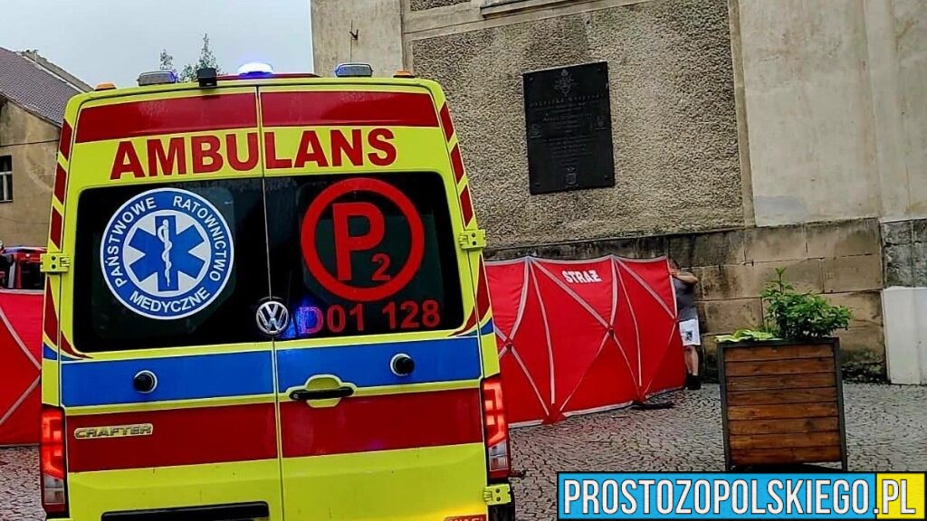 Tragiczny wypadek w Bardzie. Zginęli ojciec i 9-letni syn z powiatu nyskiego