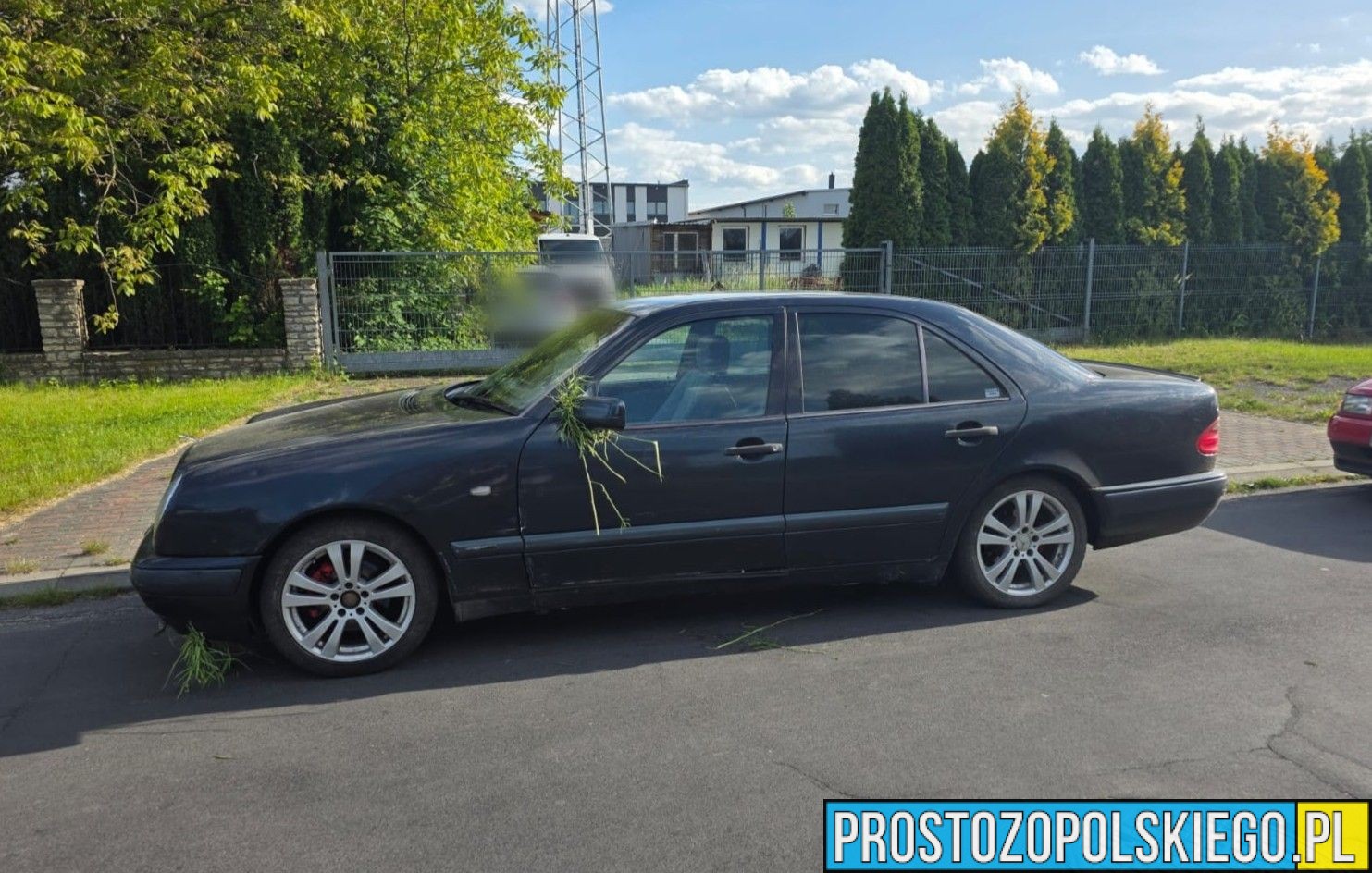 Pościg ulicami Strzelec Opolskich. 28-latek bez prawa jazdy uciekał przed policją