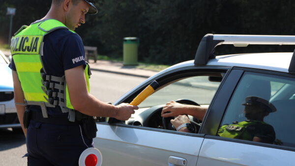 Strzelce Opolskie, policja Strzelce Opolskie, nietrzeźwy kierowca, pijany kierowca, 2 promile alkoholu, alkohol za kierownicą, kierowca hondy, zatrzymanie prawa jazdy, drogówka, kontrola drogowa, bezpieczeństwo na drodze, wypadki drogowe, przestępstwo drogowe, sąd, kara za jazdę po alkoholu, powiat strzelecki, Opolskie, kronika policyjna