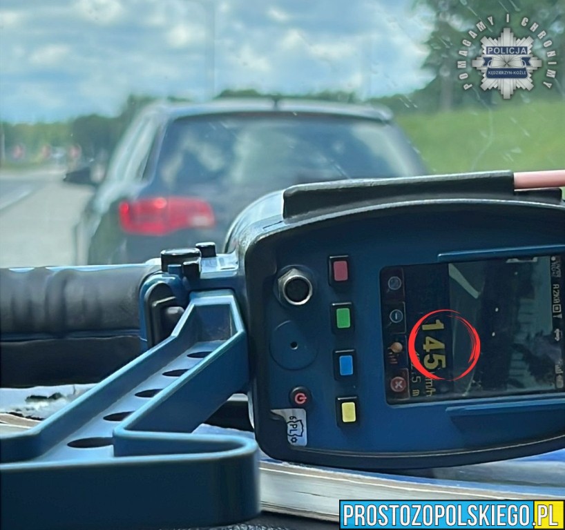 Jechał 145 km/h na DK40. Stracił prawo jazdy przez nowe przepisy