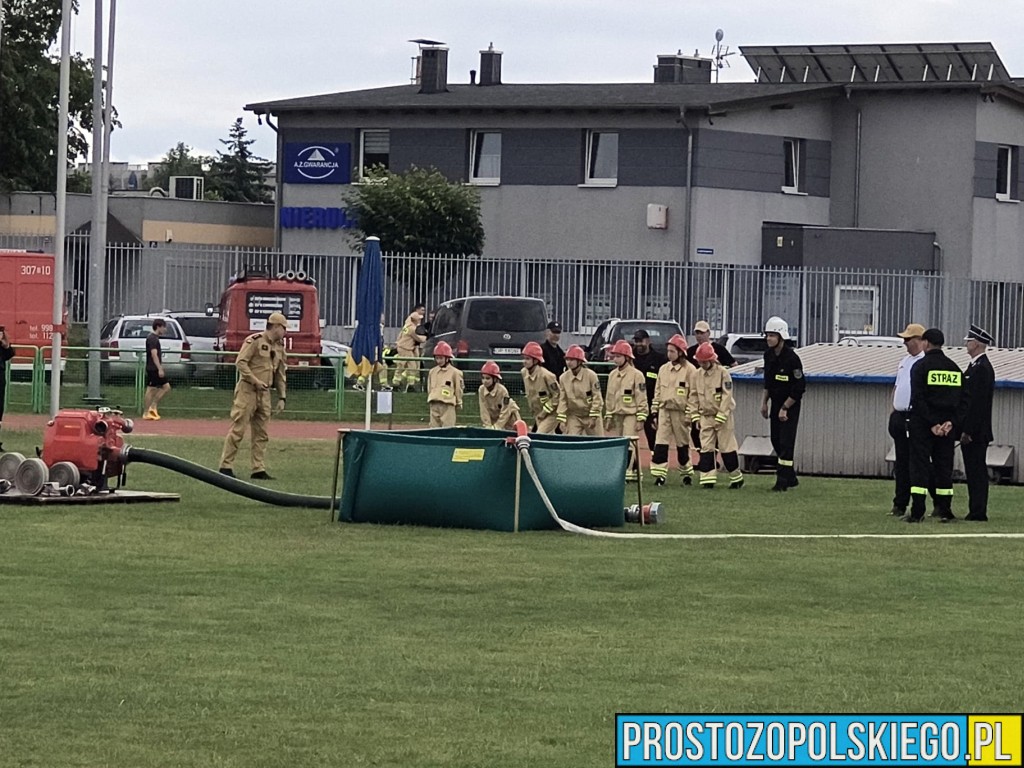 Gminno-Powiatowe Zawody Sportowo-Pożarnicze Opole 2026. Strażacy rywalizowali mimo deszczowej pogody