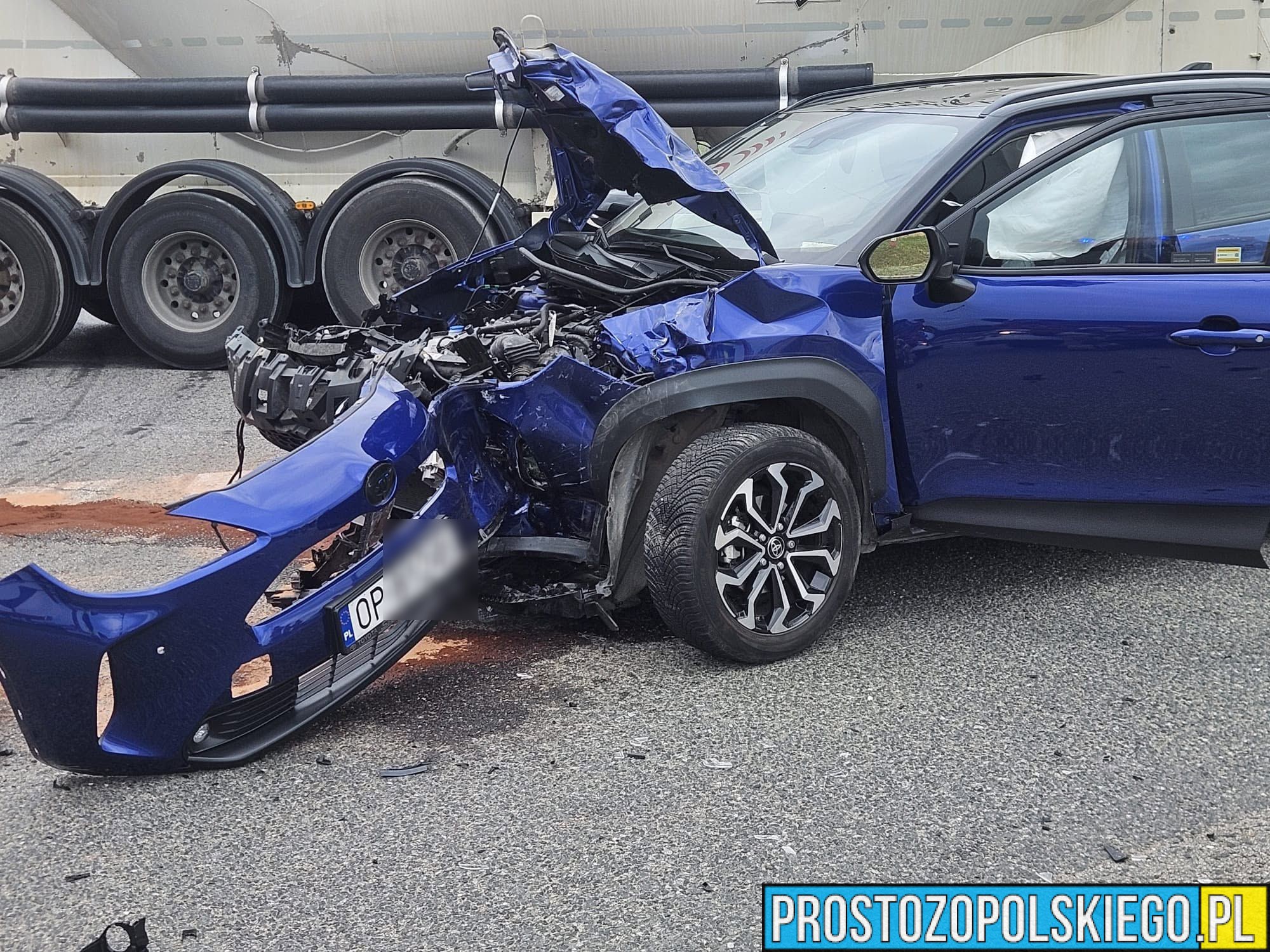 Zderzenie ciężarówki z osobówką w Opolu. Utrudnienia na Wrzoskach koło Orlenu