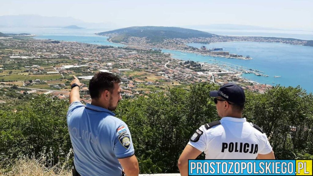 Polscy policjanci znów patrolują Chorwację i Bułgarię. Będą pomagać turystom przez całe wakacje