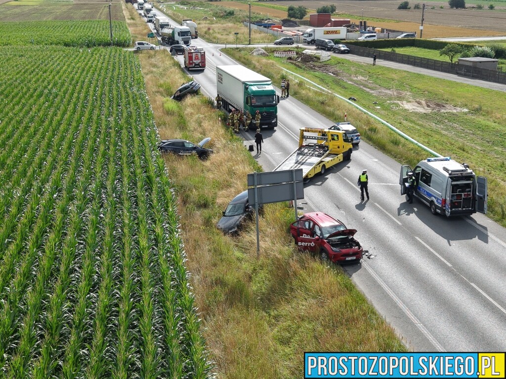 wypadk na bwodnicy opola, sprawca wypadku agresywny, sprawa wypadku skuty przez policje, sprawca wypadku pobił ratowników, wypadek w opolu, sprawca skuty przez policję,
