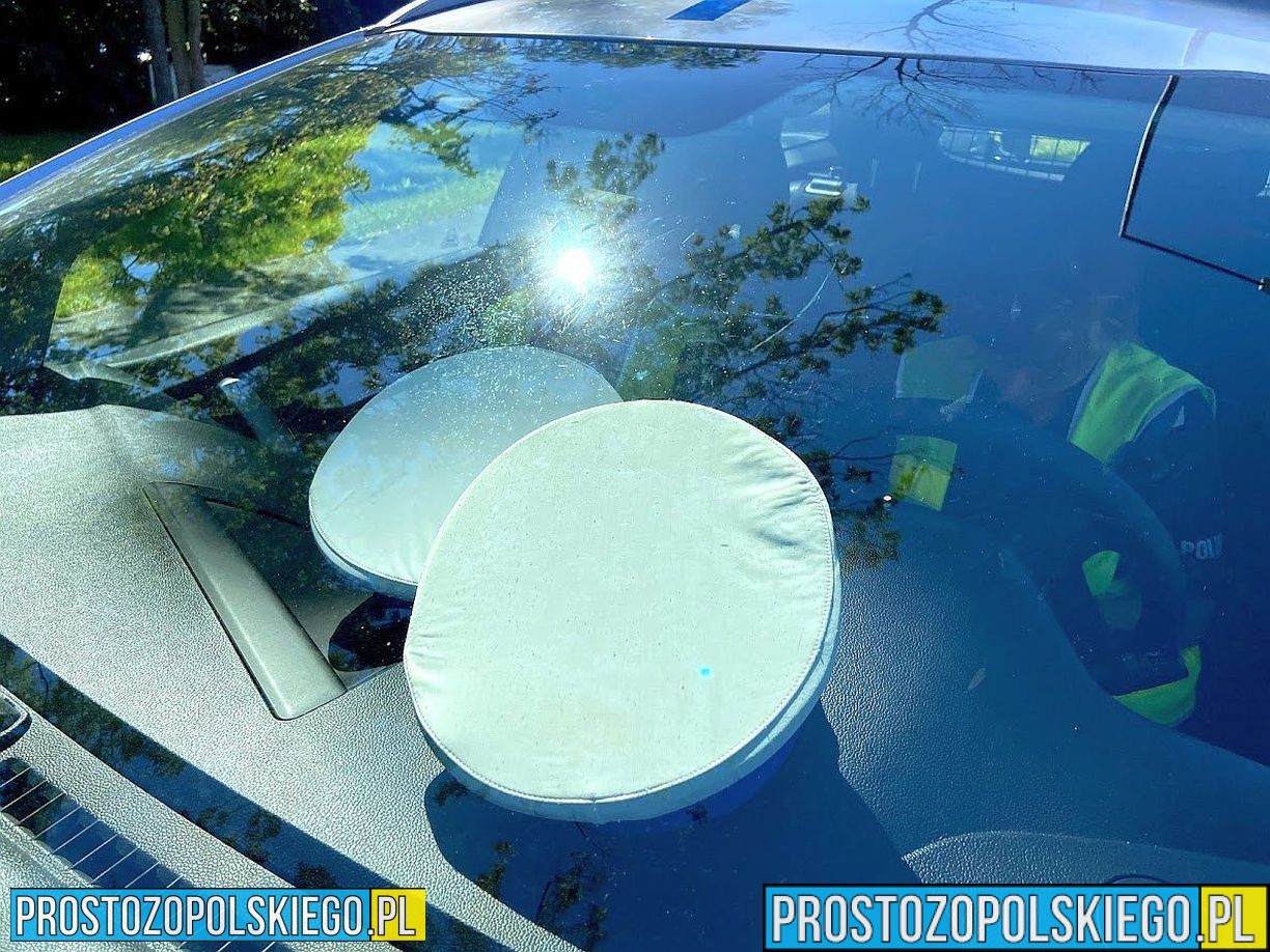 Pędził mercedesem 103 km/h w terenie zabudowanym. 36-latek stracił prawo jazdy