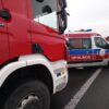 Cysterna z ciekłym asfaltem wypadła z autostrady A4. Na miejscu trwa akcja służb