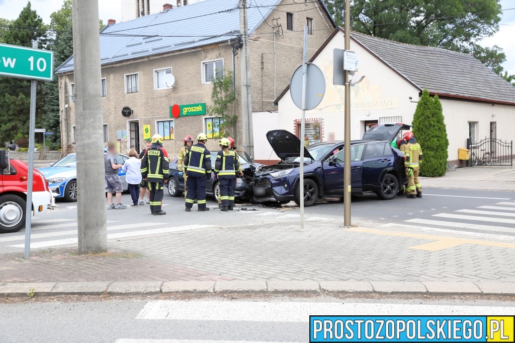 wypadek w&nbsp;komprachcicach, zderzenie dwóch samochodów, aktualności opolskie, wypadek w&nbsp;komprachcicach, 