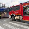Pożar samochodu na parkingu podziemnym Solarisa w Opolu. Ewakuowano 12 osób