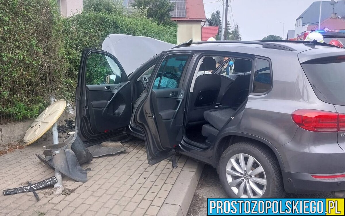 Wypadek w Pawłowiczkach. Nie ustąpiła pierwszeństwa, dwie kobiety trafiły do szpitala