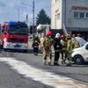 Zderzenie lawety z samochodem dostawczym w Komprachicach. Na miejscu pracowały służby ratunkowe(Wideo)