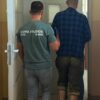 Przyjechał rowerem, włamał się do firmy i splądrował ponad 40 szafek pracowniczych. Wpadł przez... brak kasku