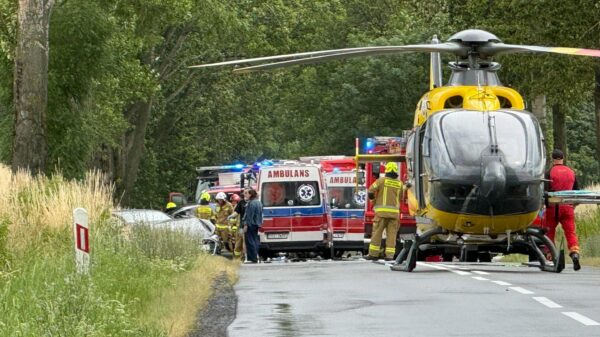 Poważny wypadek na DW416 w Suchej Psinie. Na miejscu lądowały dwa śmigłowce LPR