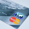 Karta kredytowa z limitem a pożyczka online – czym się różnią?