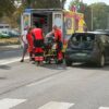 Zderzenie dwóch osobówek na Fabrycznej w Opolu. Kierująca trafiła do szpitala