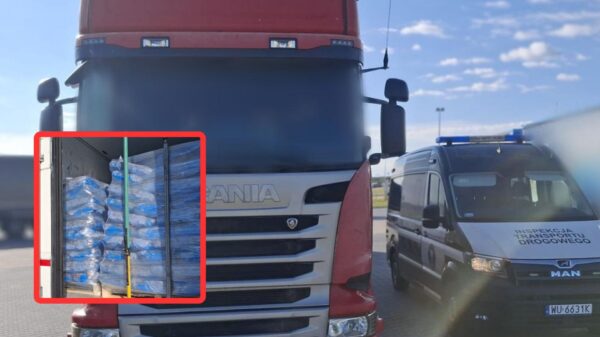 Ciężarówka z mrożonym mięsem zatrzymana na A4. Kierowca miał podejrzany certyfikat ATP