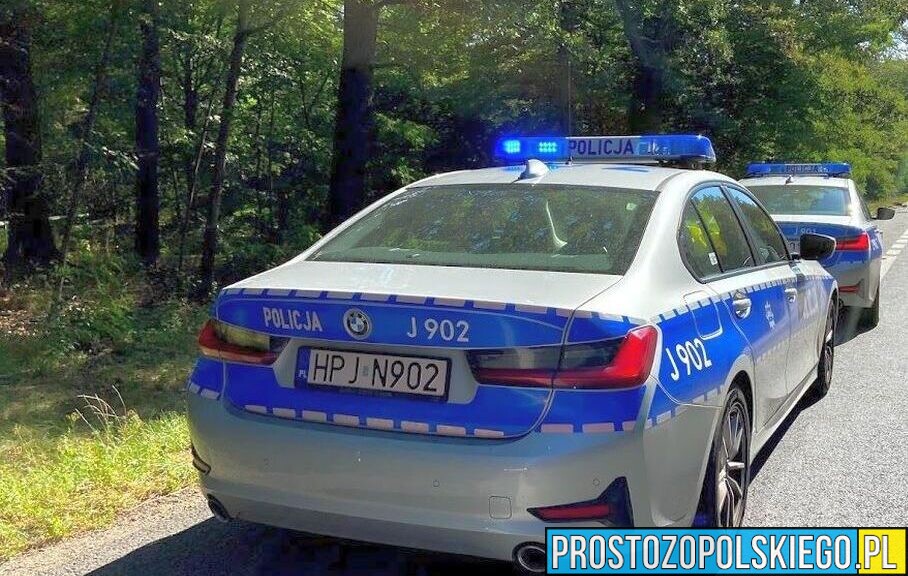Wypadek w Centawie. Kierująca straciła panowanie nad autem i dachowała