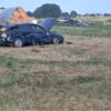 Dachowanie w Borkowicach. Samochód wypadł z drogi i znalazł się na polu