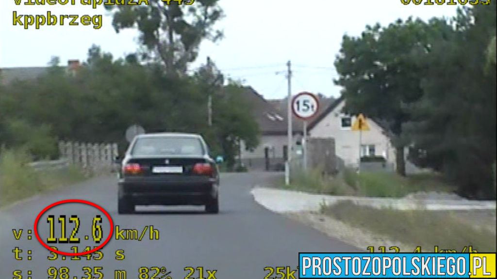 Trzech kierowców straciło prawa jazdy. Jeden pędził BMW aż 133 km/h i chciał się „pościgać po wiejskich drogach”