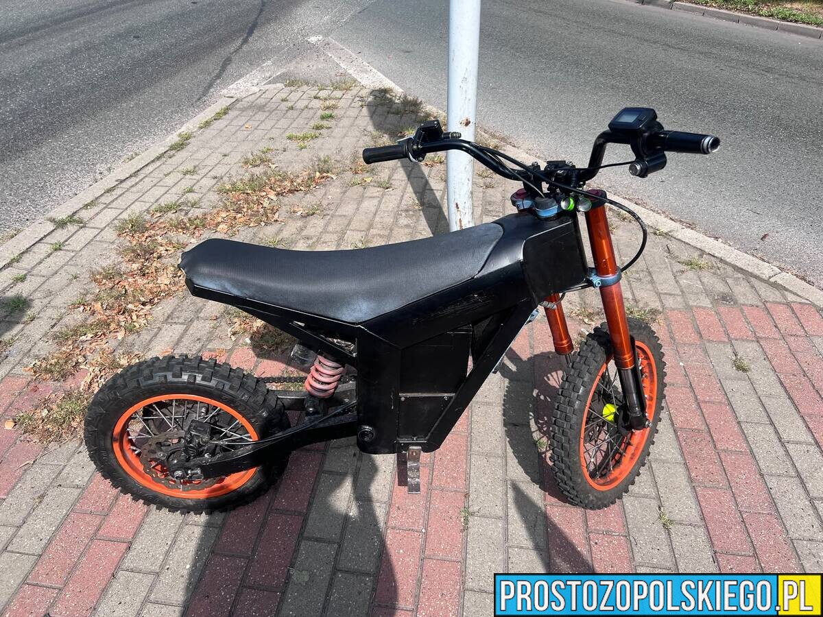 Bez kasku, tablic i OC. 24-latek jechał motorowerem mimo dwóch zakazów