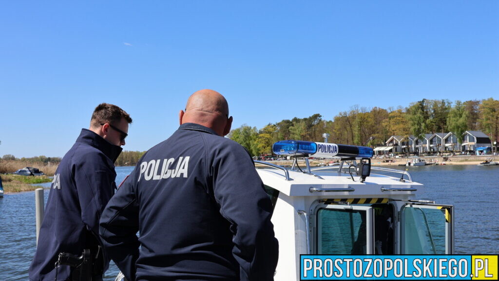 Policjanci z Turawy kontrolowali drogę i jezioro. Dwóch mężczyzn odpowie za alkohol
