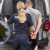Poszukiwany 39-latek zatrzymany przez kluczborskich policjantów. Miał przy sobie marihuanę