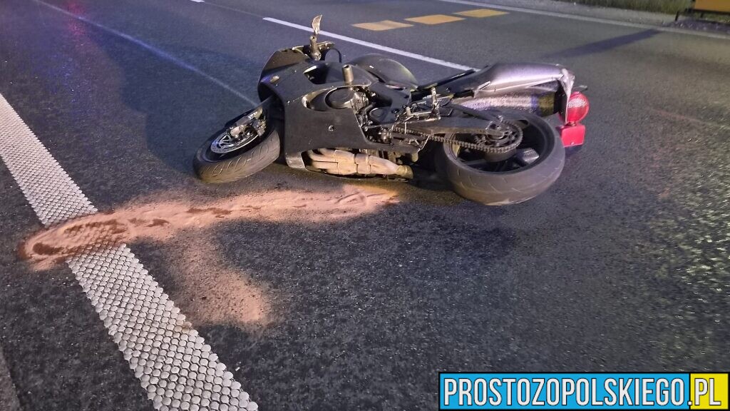 Wypadek na DK46 pod Jełową. Motocyklista miał dożywotni zakaz, ponad 0,75 promila i podrobione tablice