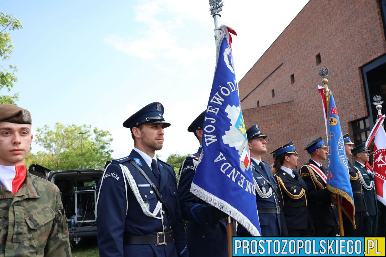 Opole uczciło 82. rocznicę wybuchu Powstania Warszawskiego. Policjanci oddali hołd Bohaterom