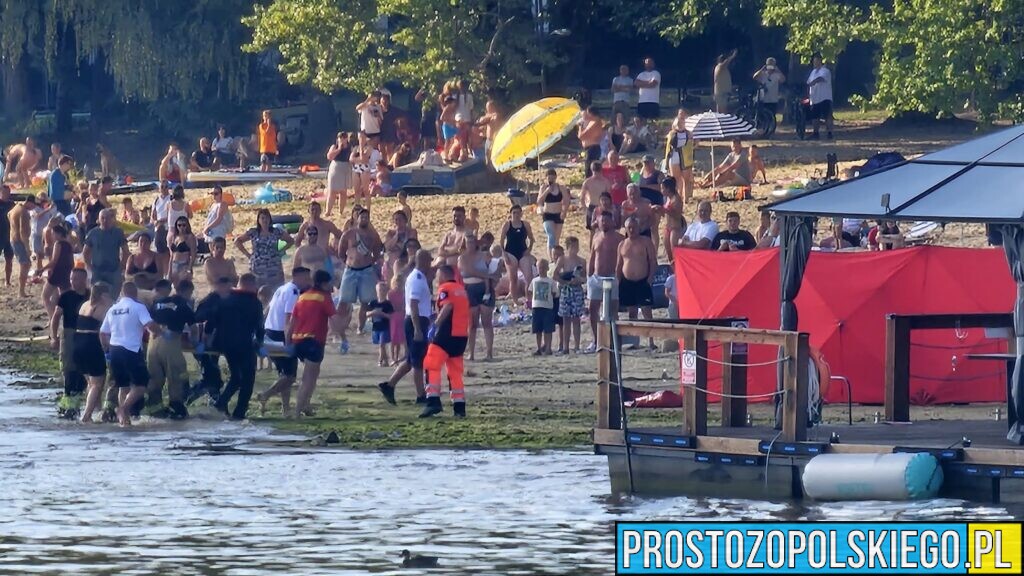 Mężczyzna nie wypłynął po zanurkowaniu. Ratownicy WOPR walczyli o jego życie
