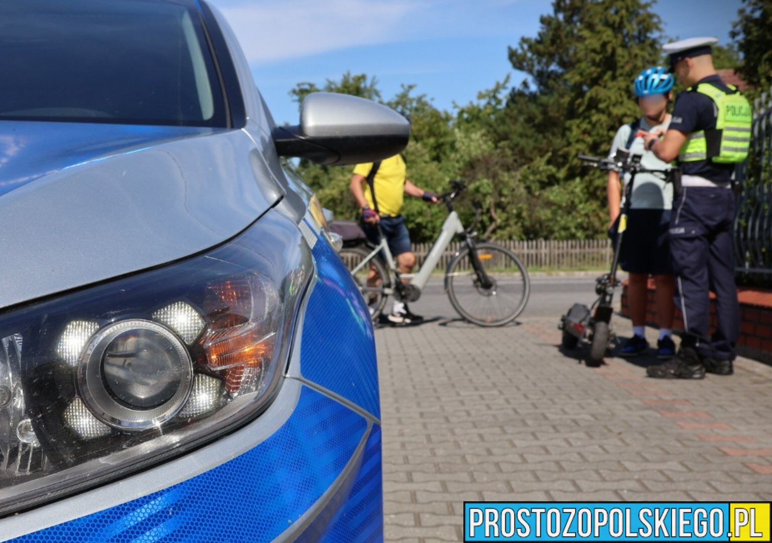 Policjanci sprawdzali rowerzystów i użytkowników hulajnóg. Blisko 450 wykroczeń na Opolszczyźnie