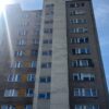 Tragiczne zdarzenie w Brzegu. Mężczyzna wypadł z wieżowca, prokuratura bada okoliczności