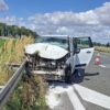 Wypadek na A4 pod Wierzbnikem. Citroën zderzył się z autolawetą. Jedna osoba została ranna.