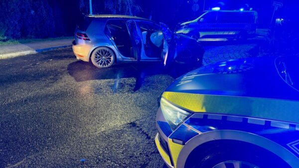 3 promile, latarnia i samochód w rowie. Niebezpieczny weekend na drogach powiatu nyskiego