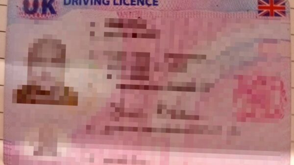 Fałszywe brytyjskie prawo jazdy i narkotyki. 38-latek wpadł podczas kontroli w Krapkowicach