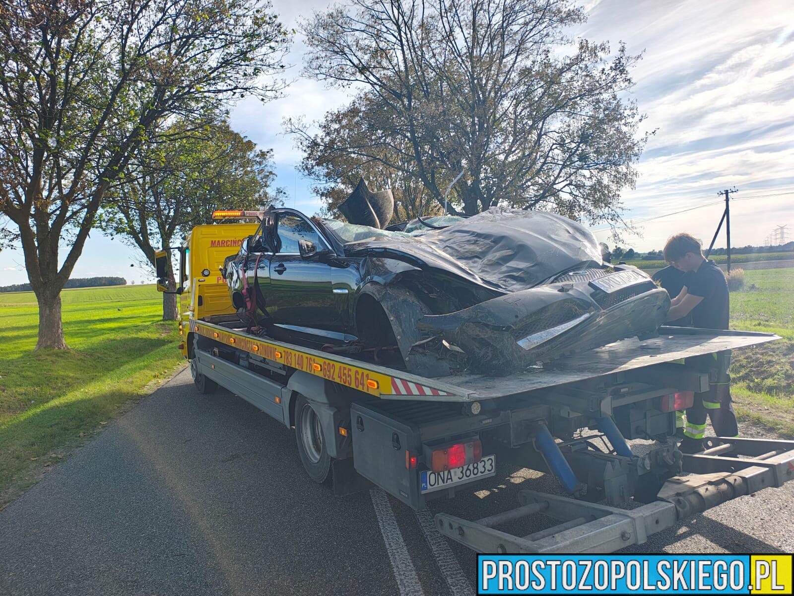 Tragiczny wypadek na DW454. Zginął 26-letni kierowca Jaguara