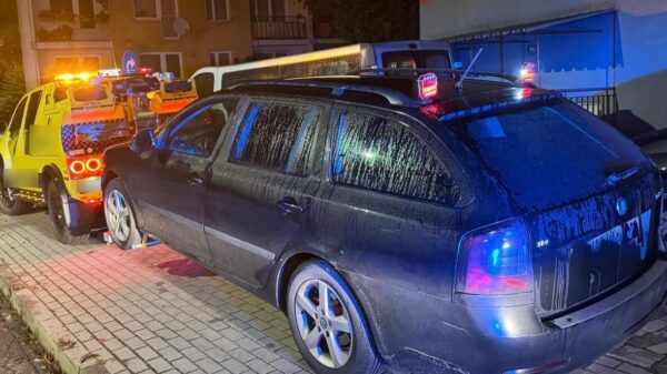 Jechał od krawędzi do krawędzi jezdni. Nietrzeźwego kierowcę zatrzymał nieoznakowany patrol