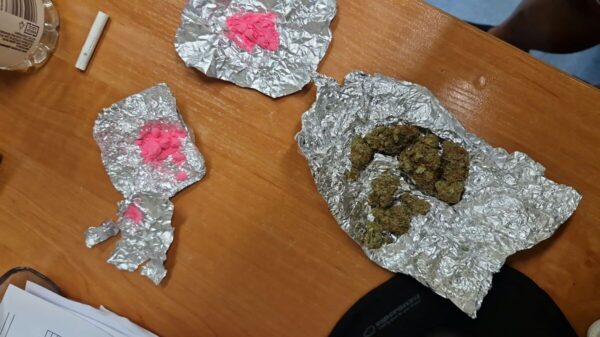 Marihuana i MDMA ukryte pod ubraniem. Policjanci zatrzymali 20-latka z Prudnika