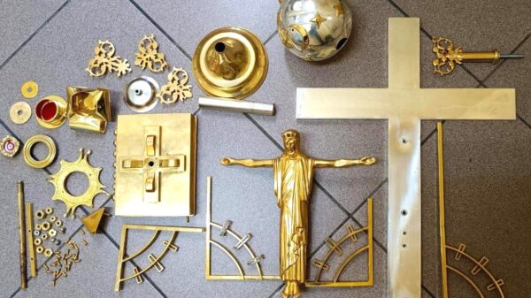 Kradzież w kościele na Opolszczyźnie. Zniknęły pieniądze z tacy i sprzęty liturgiczne