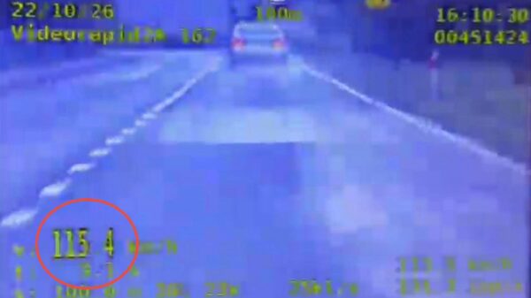 115 km/h w terenie zabudowanym. Kierowca lexusa stracił prawo jazdy